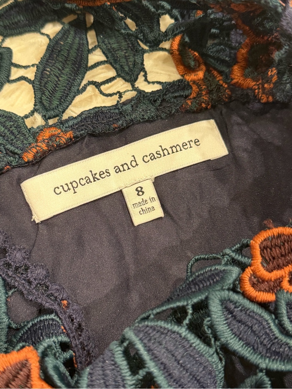 Cupcakes and Cashmere Mandolin Floral Lace Dress 8 Floral Embroidered Lace Party - Picture 10 of 12